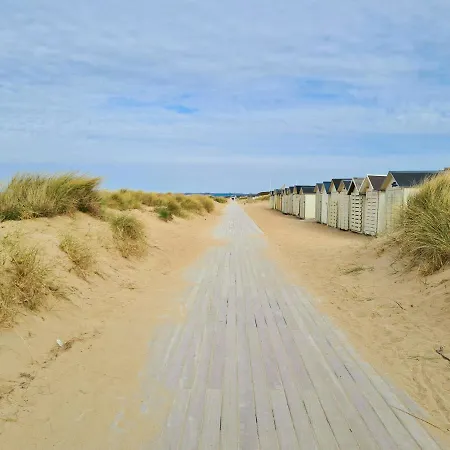 Sweet Cocon - Duplex Dans Le Bourg Et Proche De La Plage De Ouistreham Exterior foto